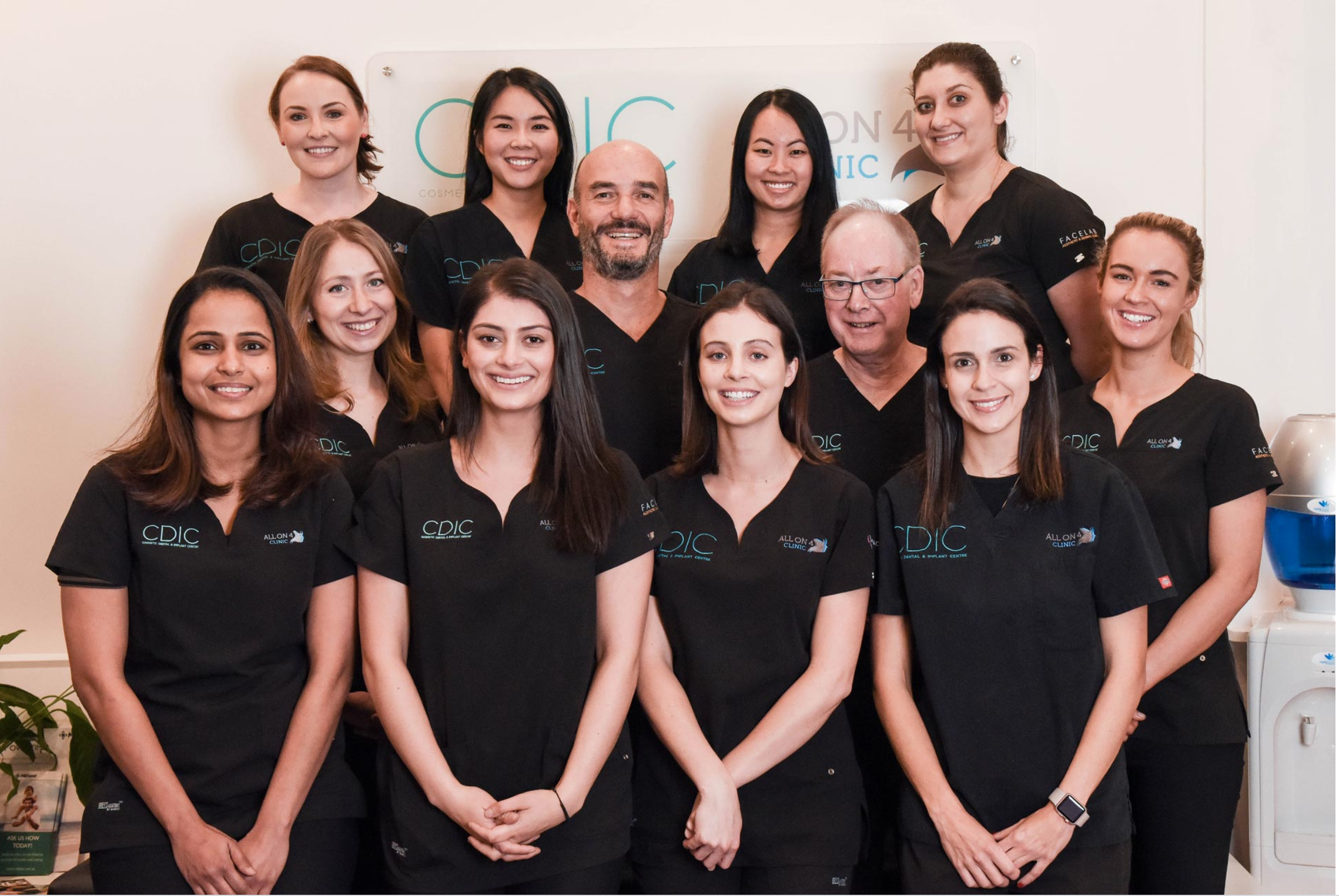 Cosmetic Dental & Implant Center Dental Team-Melbourne