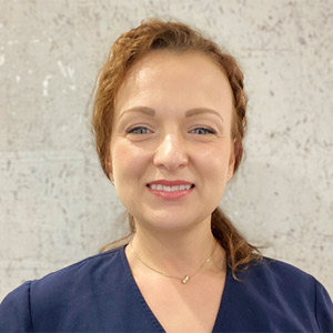 Oksana – Dental Assistant