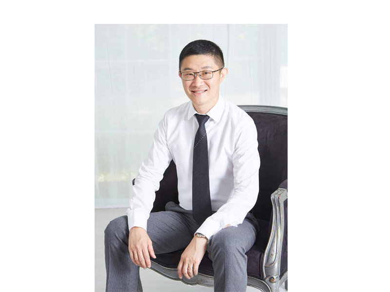 DR. OH CHIN HONG, Dental Surgeon