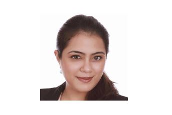 Dr. Damini Chawla Sharma, Dental Surgeon