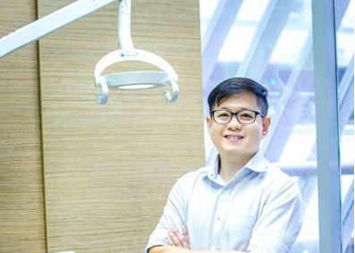 Dr Dennis Soh, Dentist